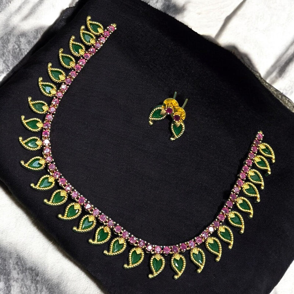 Sona Covering Regal Charm Pota Stone Jewellery Necklace Set