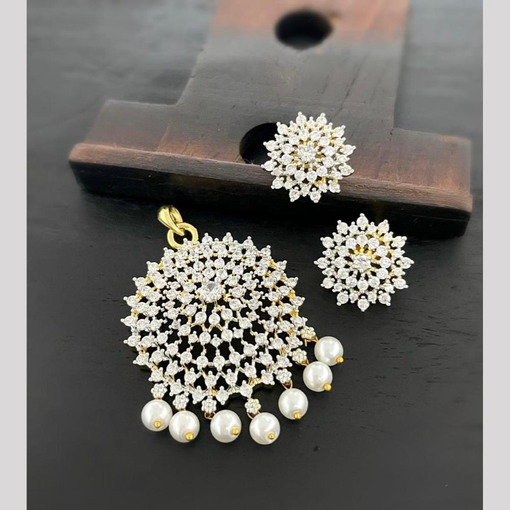 Sona Covering Delicate Austrian Stone And Pearl Pendant Set For Women