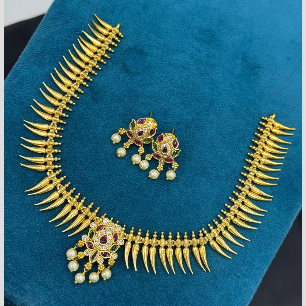 Sona Covering Glamorous Pota Stone And Austrian Stone Pearl Necklace Set