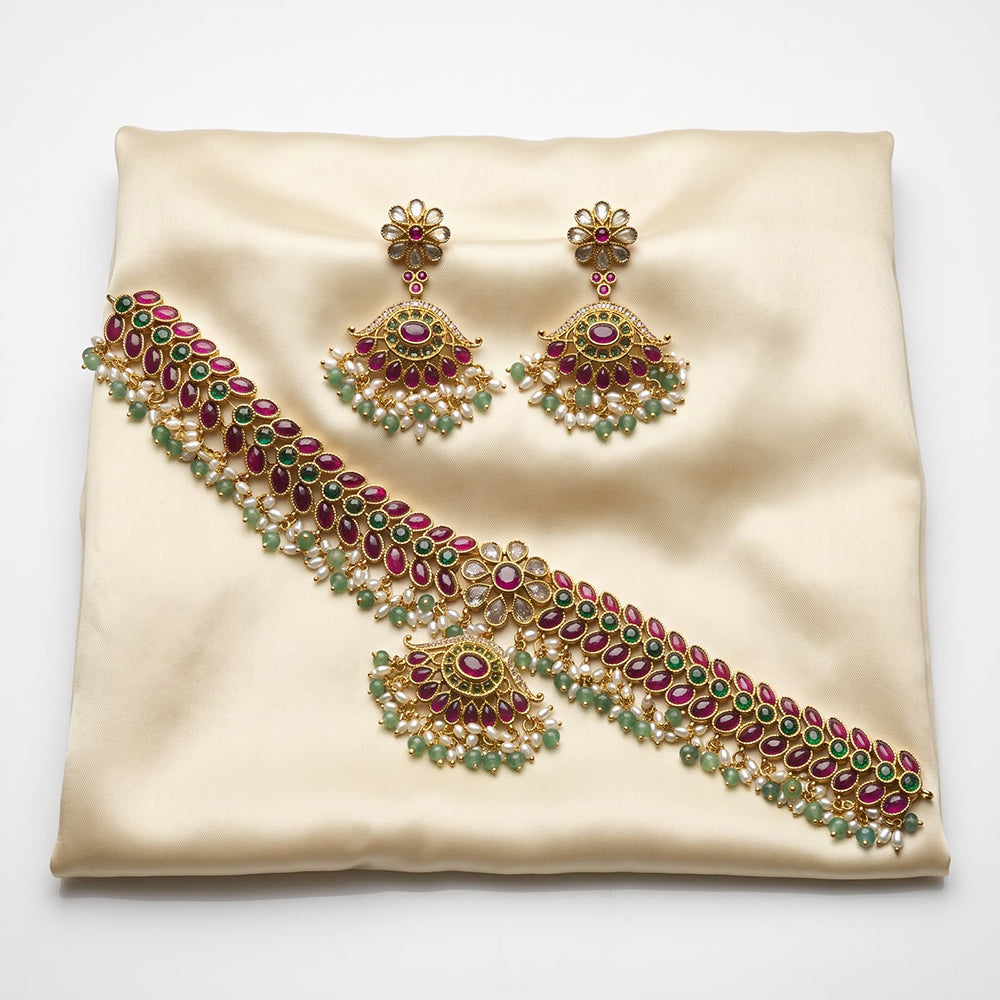 Sona Covering Delicate Pota Stone And Beads Choker Necklace Set