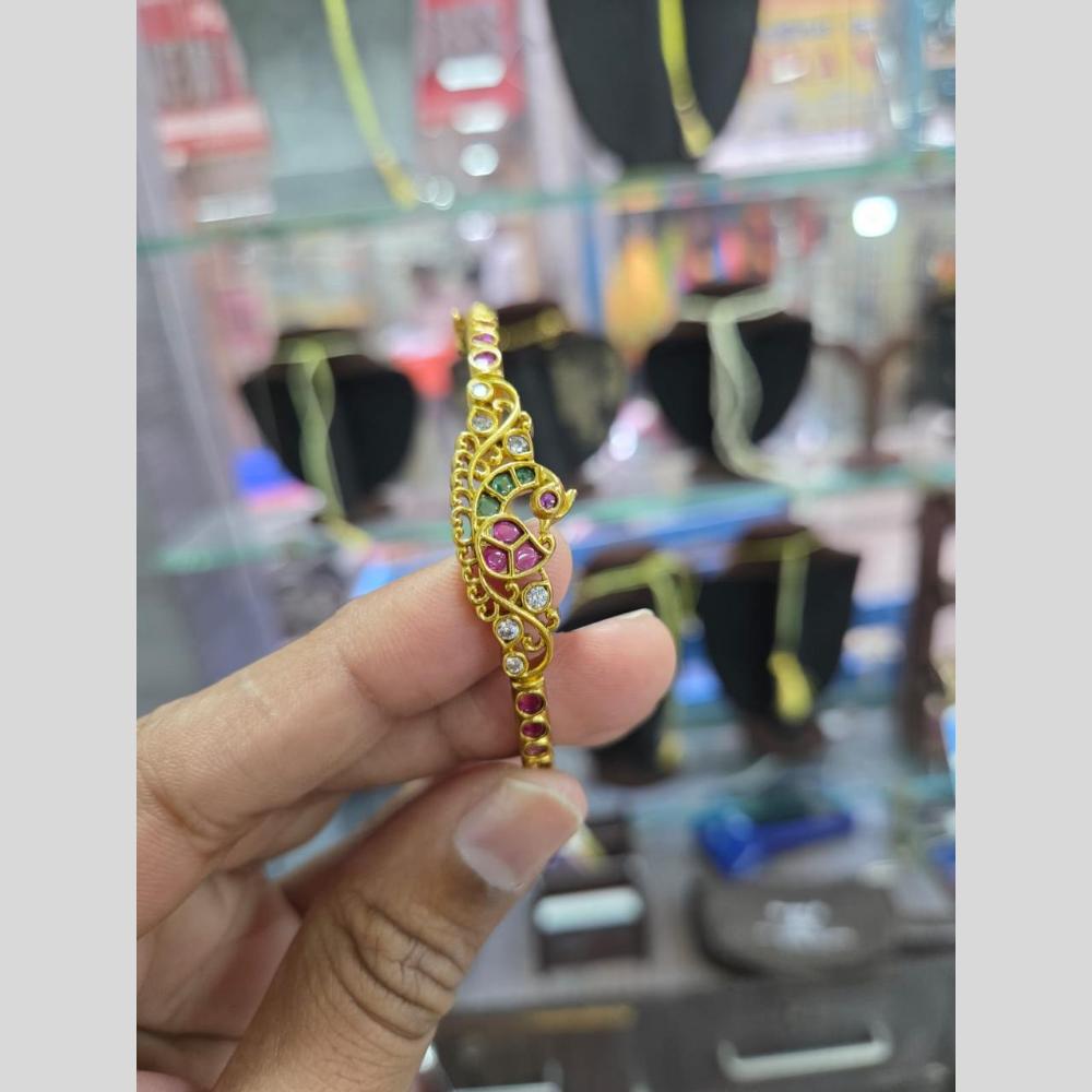 Sona Covering Delicate Pota Stone Jewellery Bracelet for Women