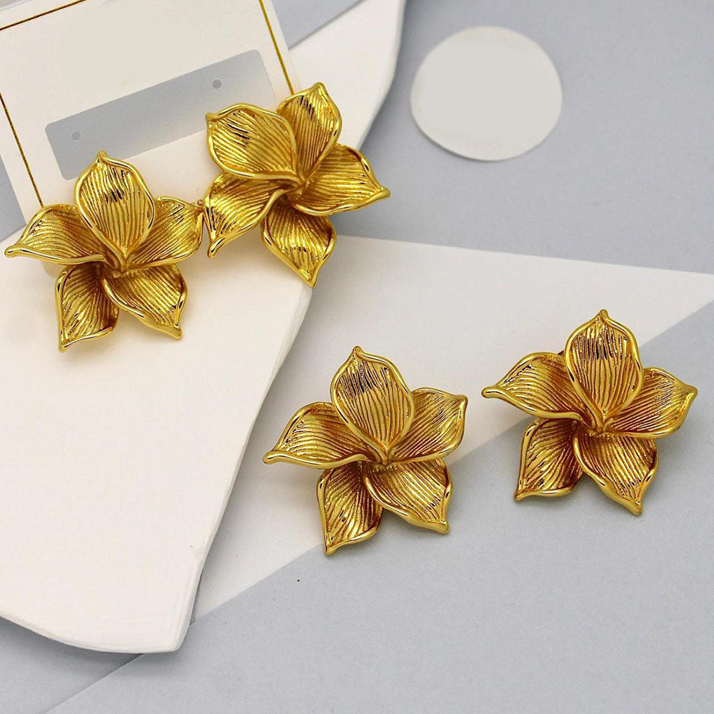 Klitz Gold Plated Stunning Fashion Stud Earring