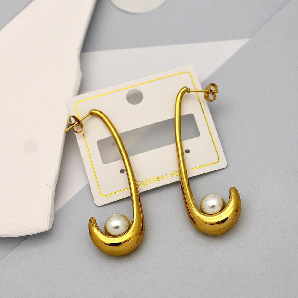 Klitz Gold Plated Stunning Fashion Dangler Earring