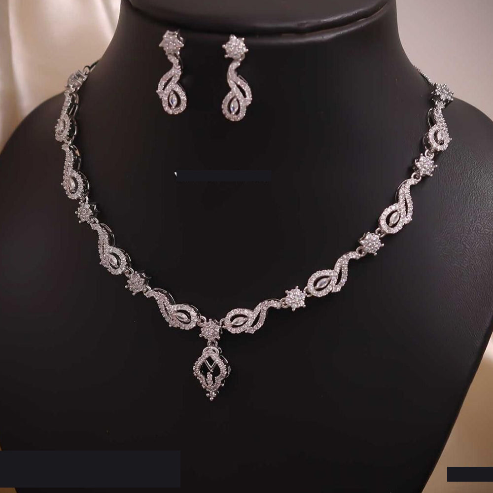 Tanish Art Jewellery Diva Spark Austrian Stone Party Perfect Necklace Set