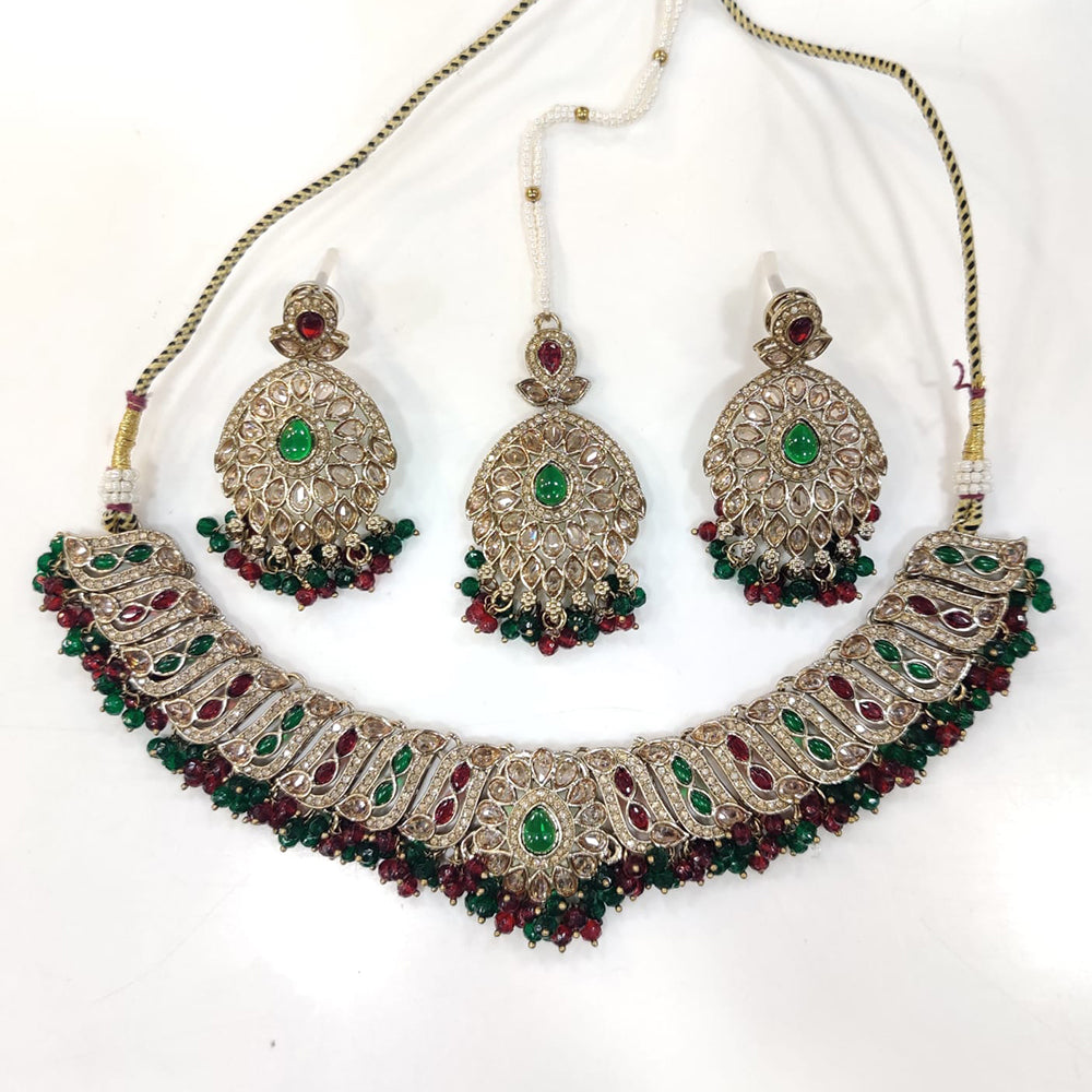 ZF Collection Glamorous Crystal Stone And Pearl Necklace Set