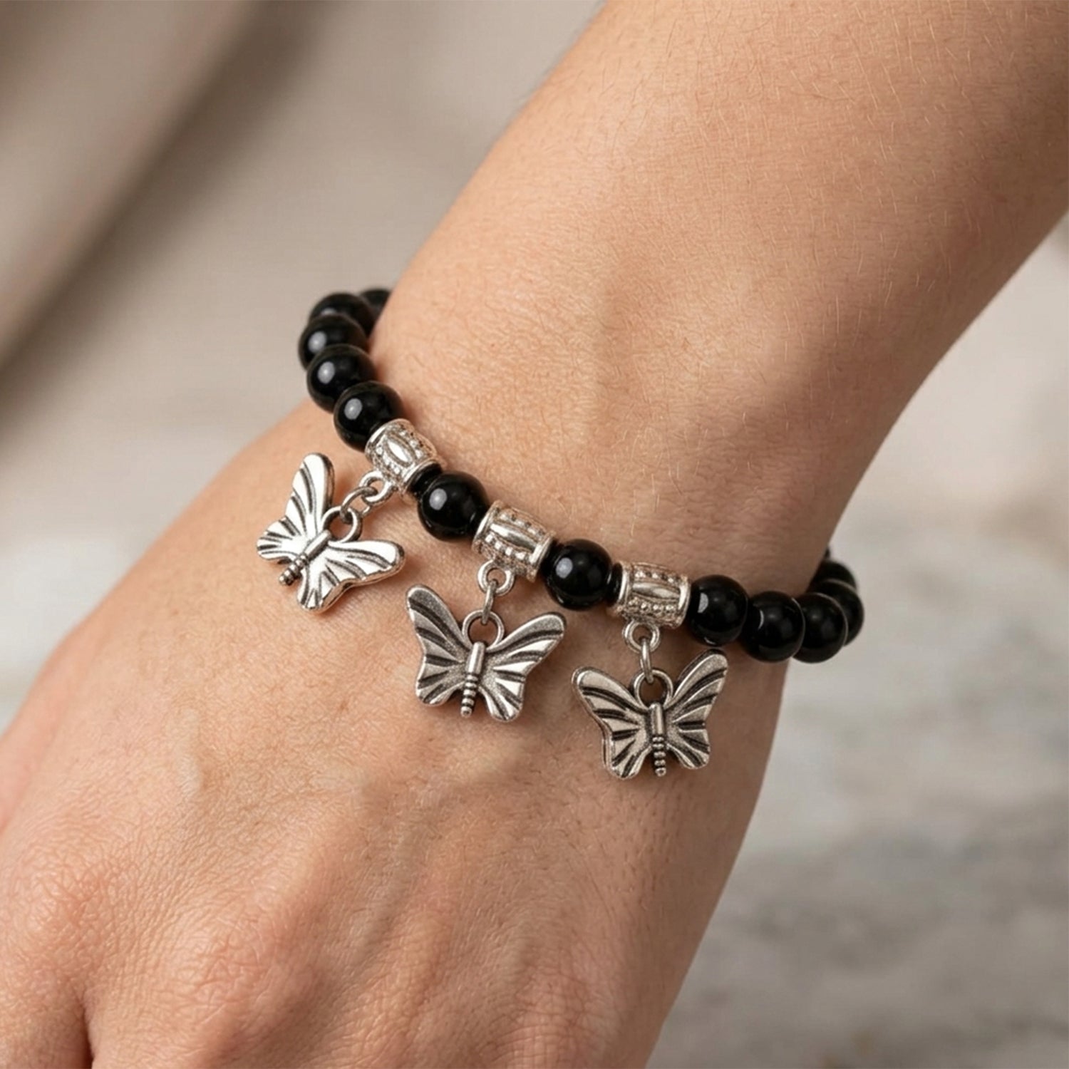 Urthn Unisex Black & Silver Beads Stretchable Bracelets(Pack of 6)