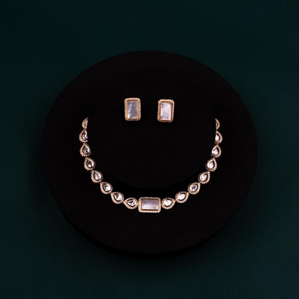 ChicCharm Jewellery Brass And Copper Gold Plated Polki Kundan Necklace Set