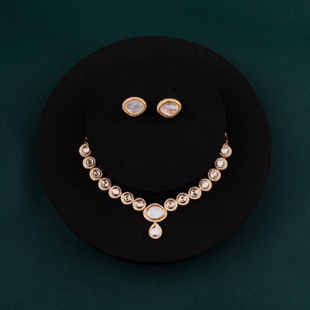 ChicCharm Jewellery Brass And Copper Gold Plated Polki Kundan Necklace Set