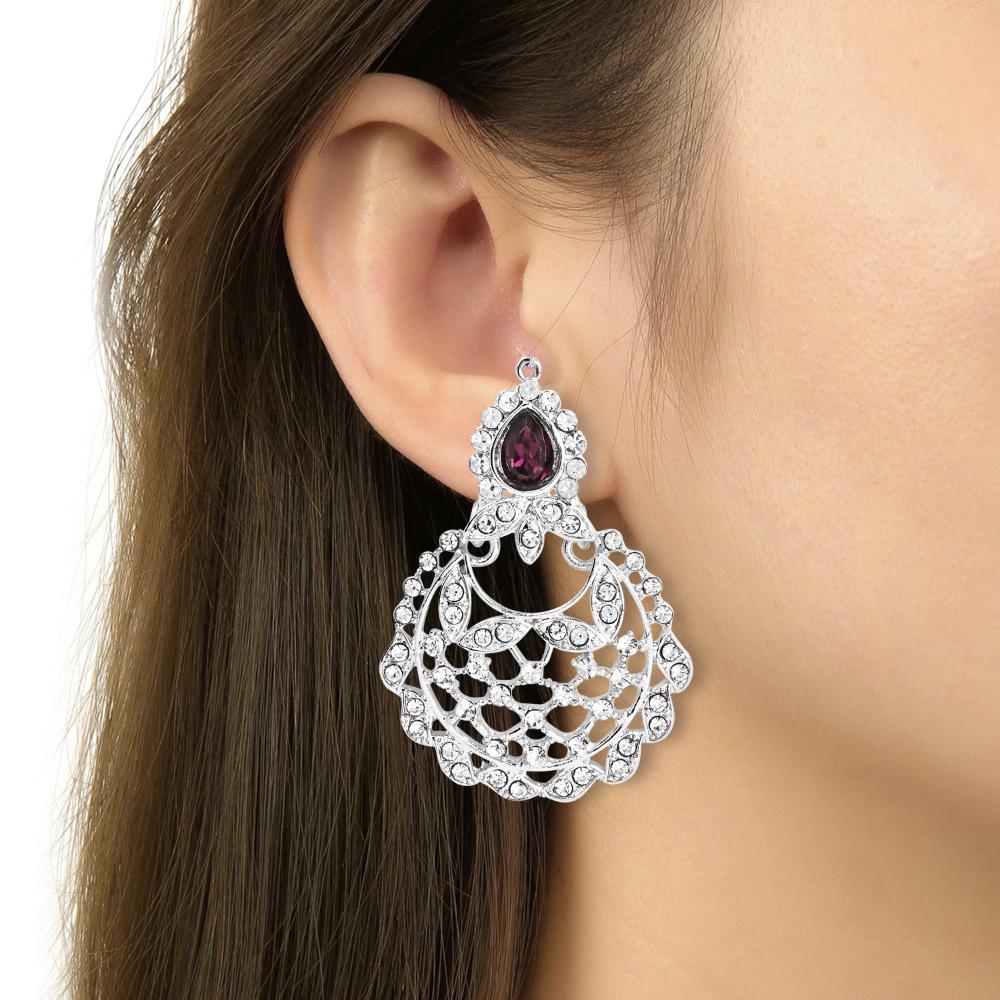 Etnico Silver Plated Traditional Design Stone Work Choker Necklace Jewellery Set With Earring & Maang Tikka For Women/Girls (M4170ZWi)