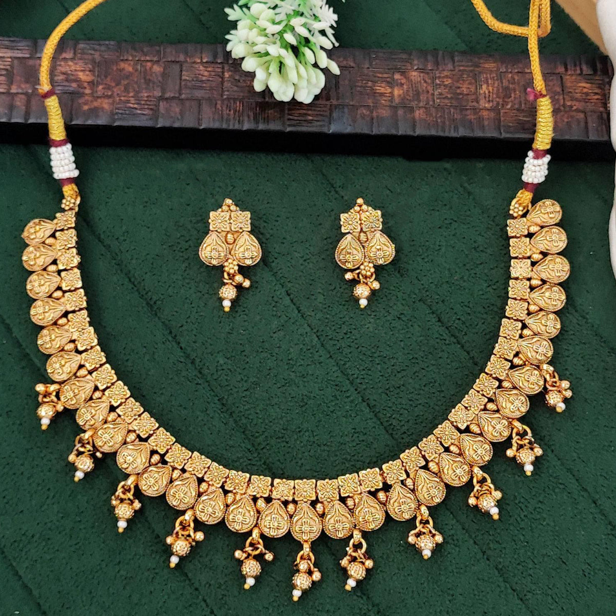 Js Fashion Designer Antique Gold Necklace Set With Earrings
