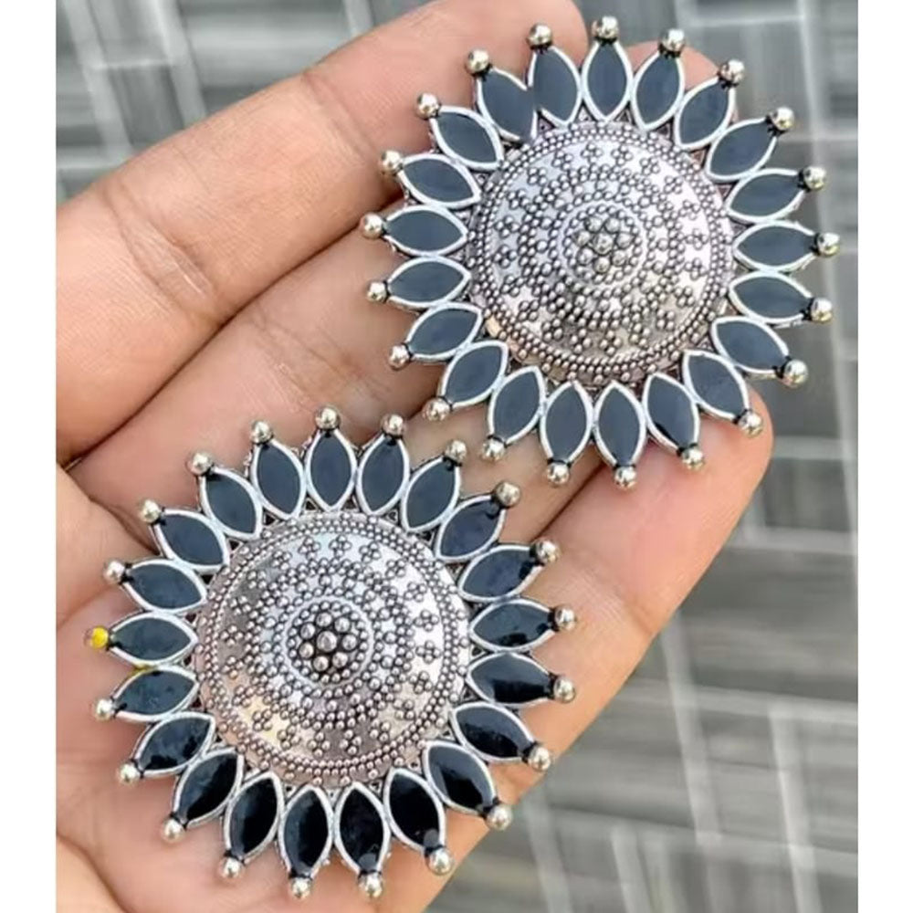 Bevy Pearls Vintage Style Oxidised Meenakari Stud Earrings
