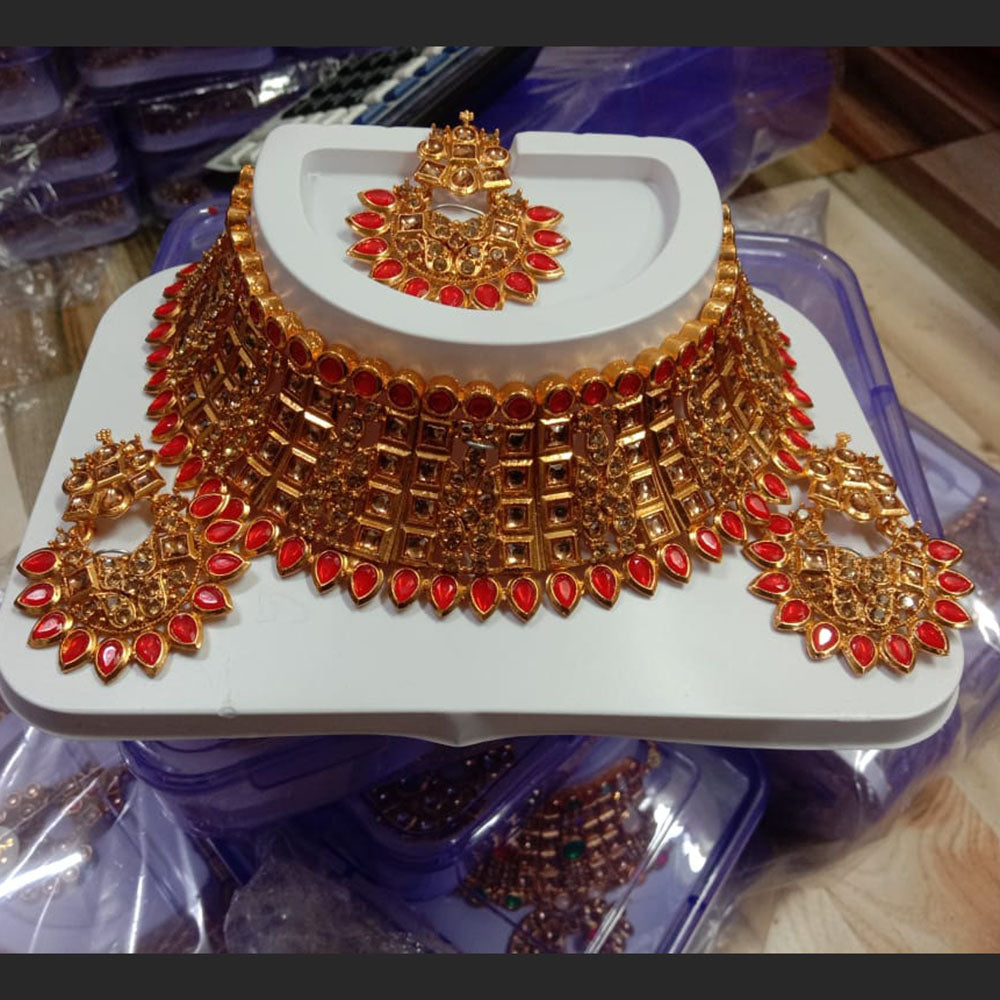 Neetu Art Gold Plated Kundan Stone Choker Necklace Set With Maangtikka