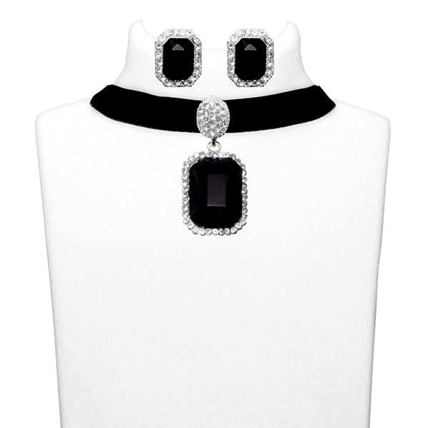 Jeweljunk Black Stone Choker Necklace Set - 1108702C