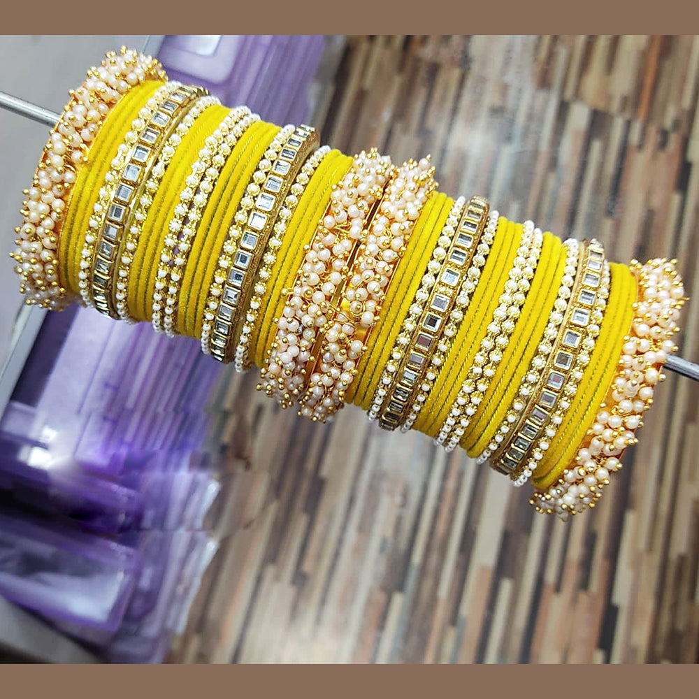 everlasting quality jewels velvet And Pearl Bangles Set