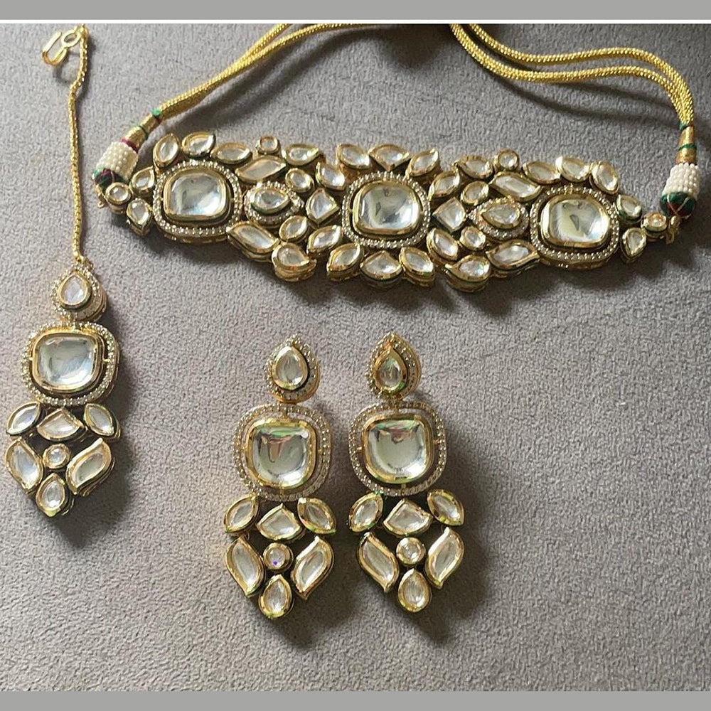 FS Collection Gold Plated Kundan Stone Necklace Set