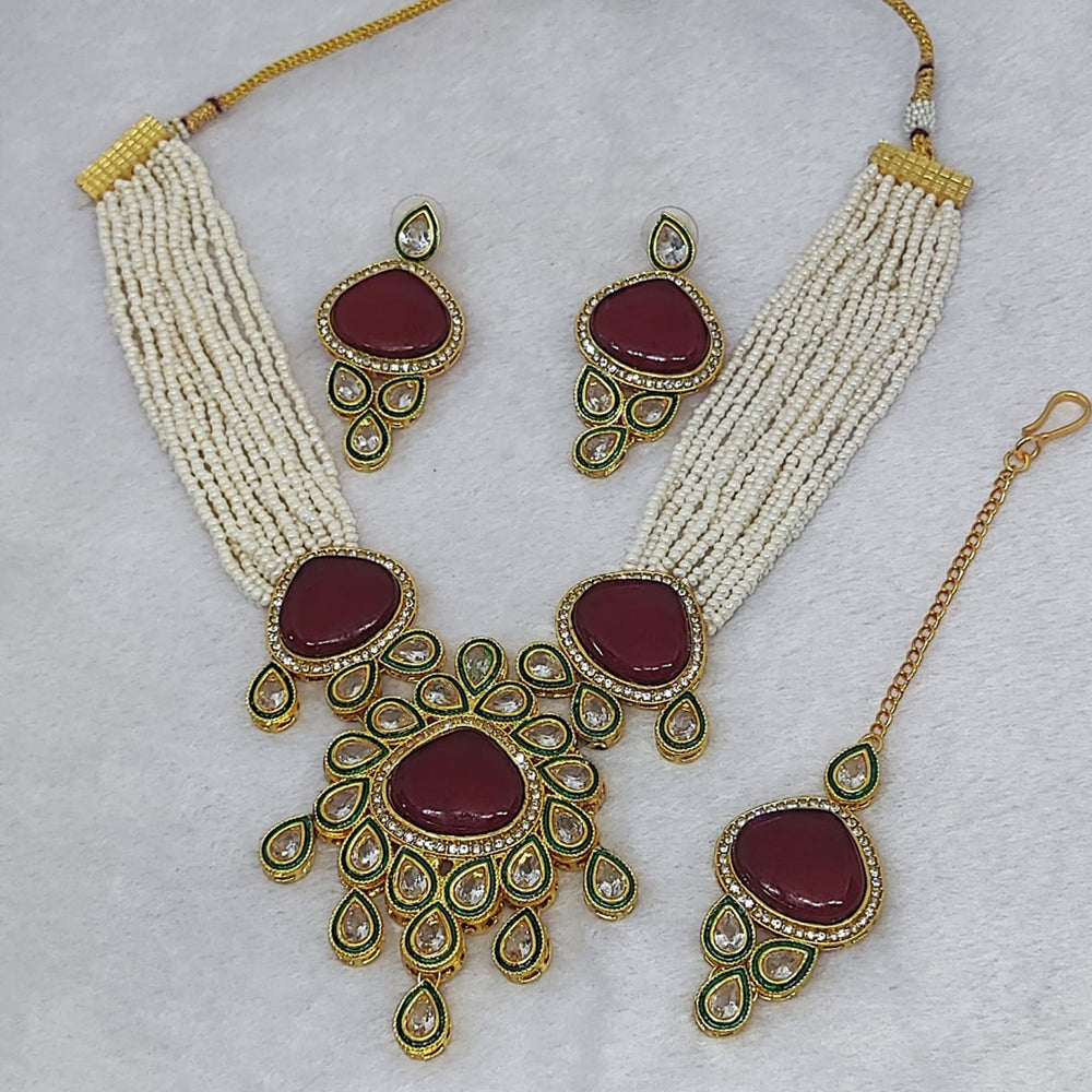FS Collection Gold Plated Kundan Necklace Set