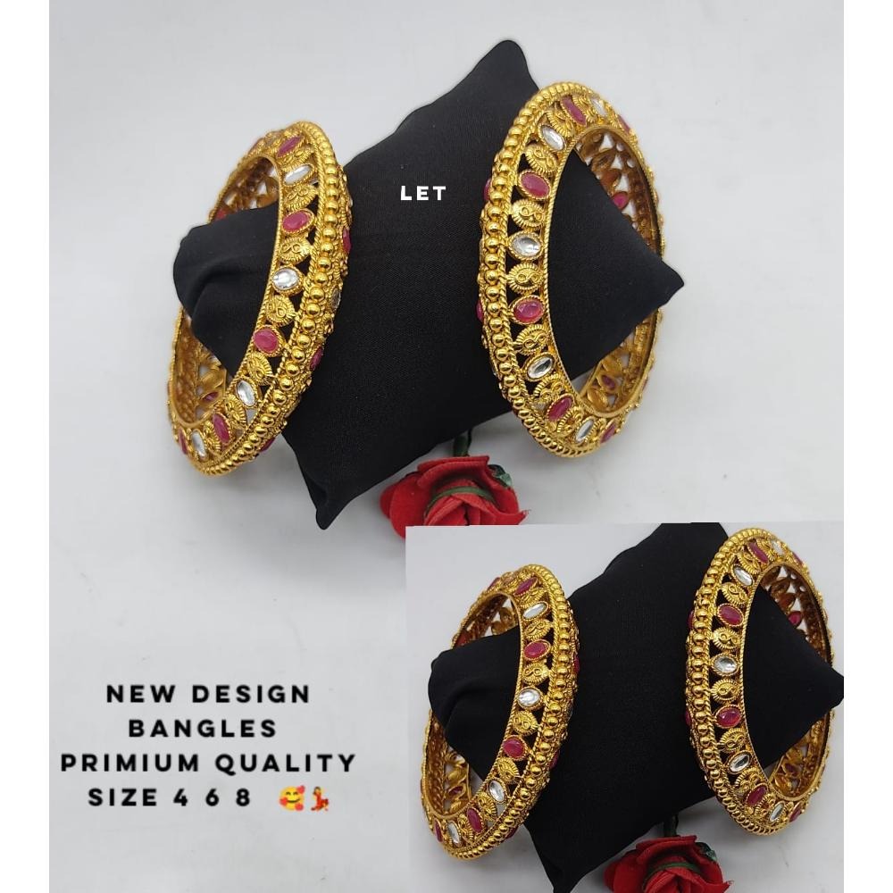 Akruti Collection Gold Plated Pota Bangles Set