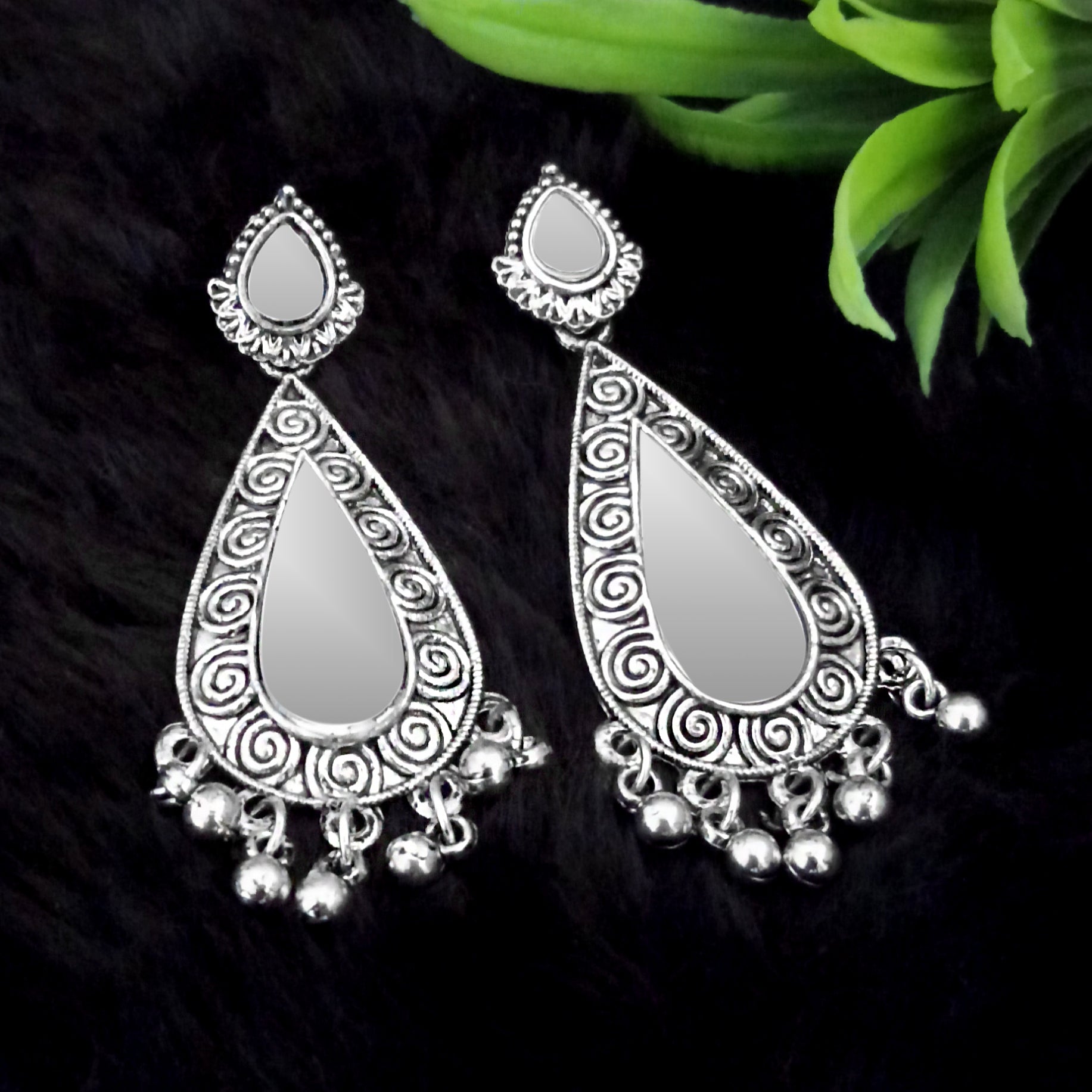 Jeweljunk Silver Plated Dangler Mirror Earring