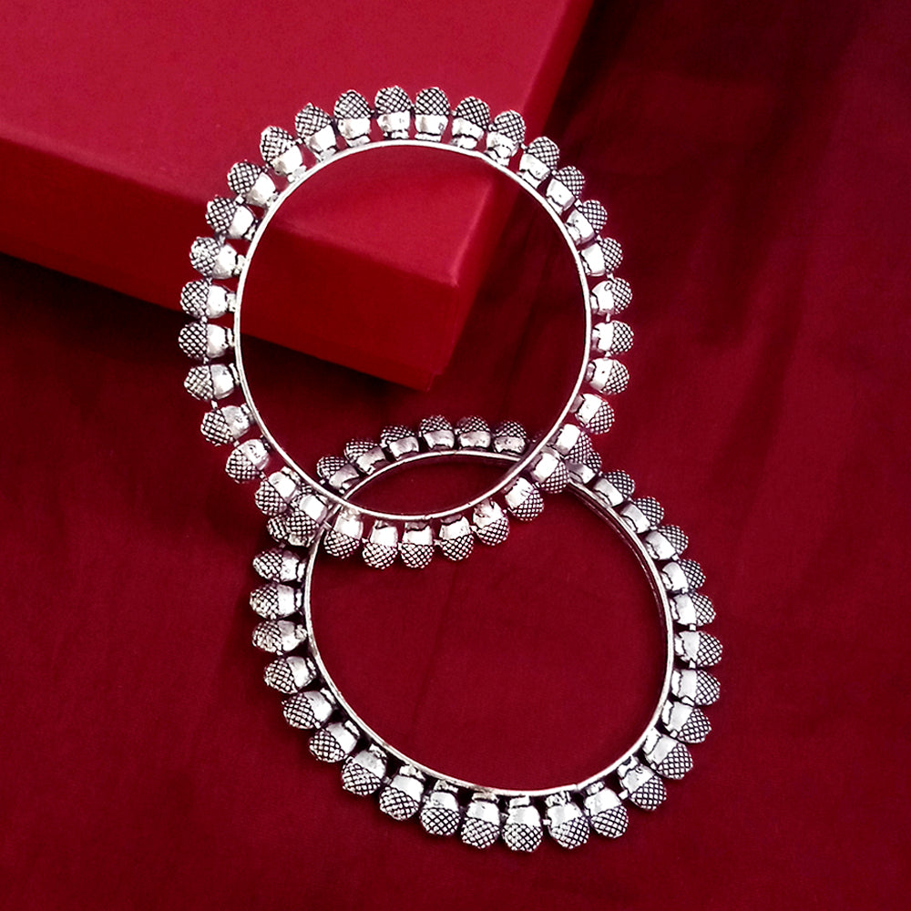 Urthn Oxidised Plated Bangles Set