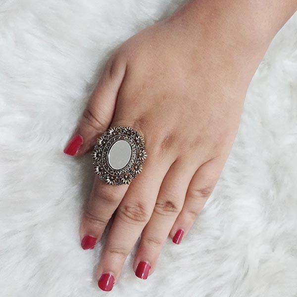 Urthn Antique Gold Plated Mirror Adjustable Finger Ring - 1504709A