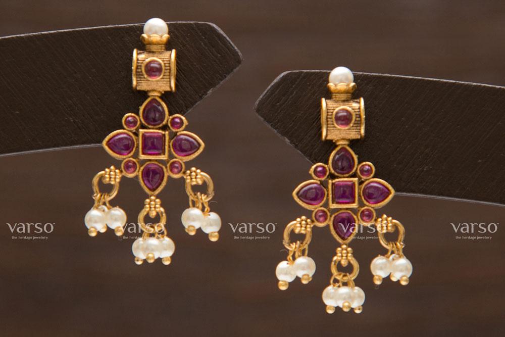 Varso Kempu Gold Alloy Ball Studs Earrings - 211181