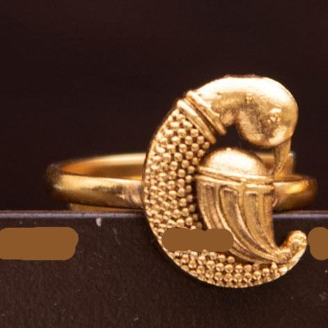 Varso Gold Brass Alloy Toe Ring - 213018