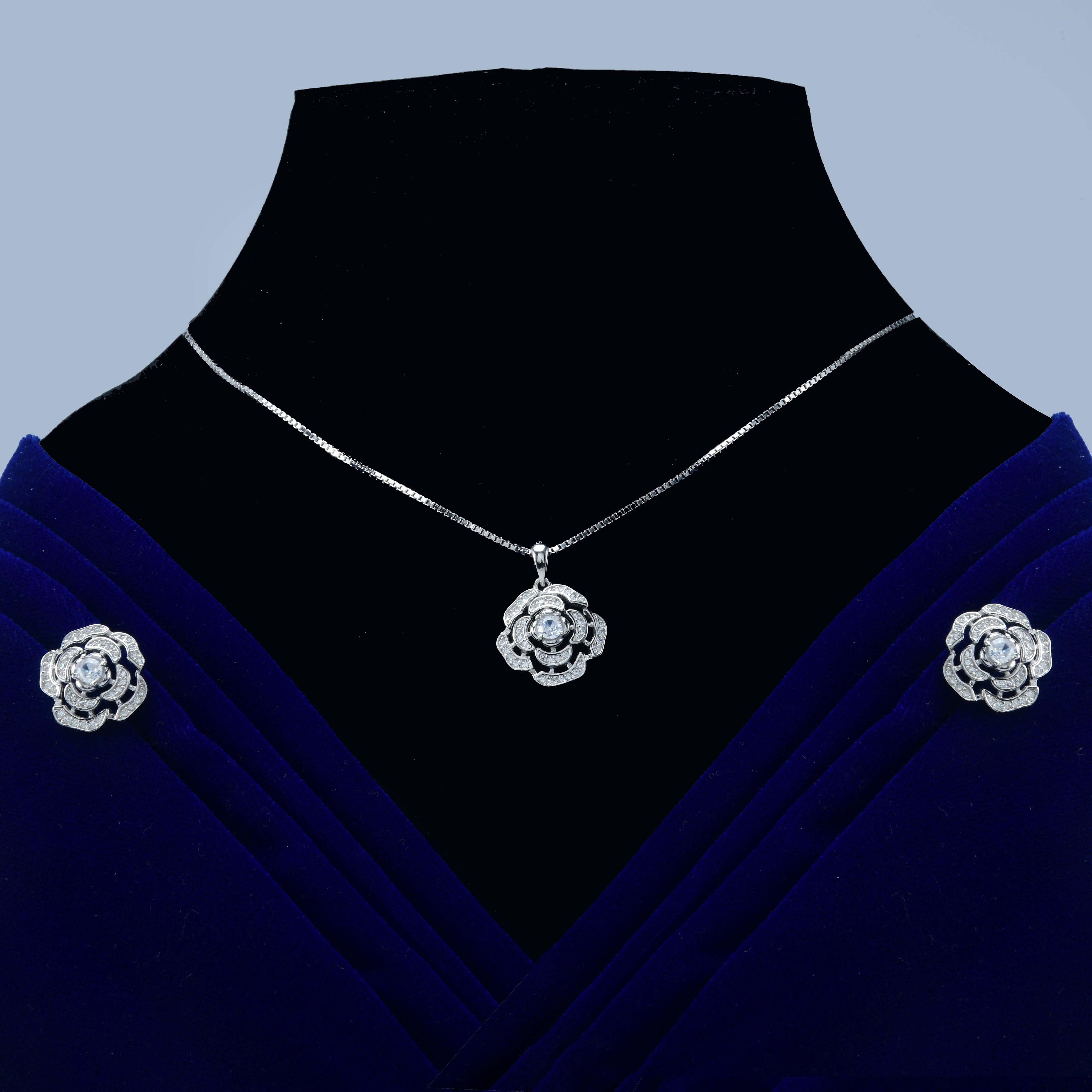Nipura 925 Silver Rose Pendant-set (Whithout Chain)