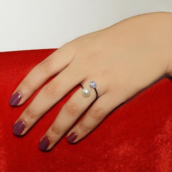 Urthn Black Austrian Stone And Pearl Adjustable Ring - 1501812A