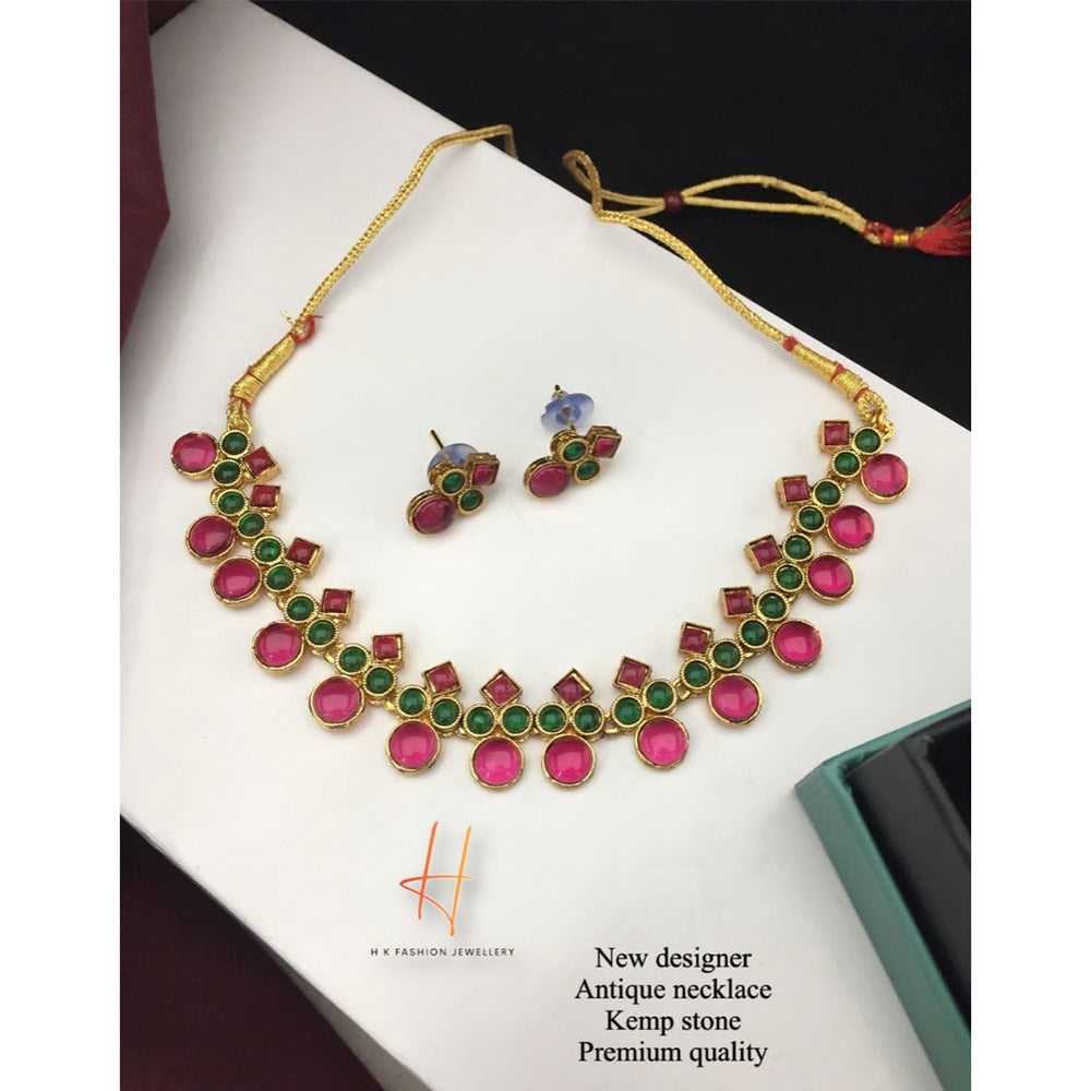 H K Fashion Gold Plated Round & Square Kemp Stone Necklace Set
