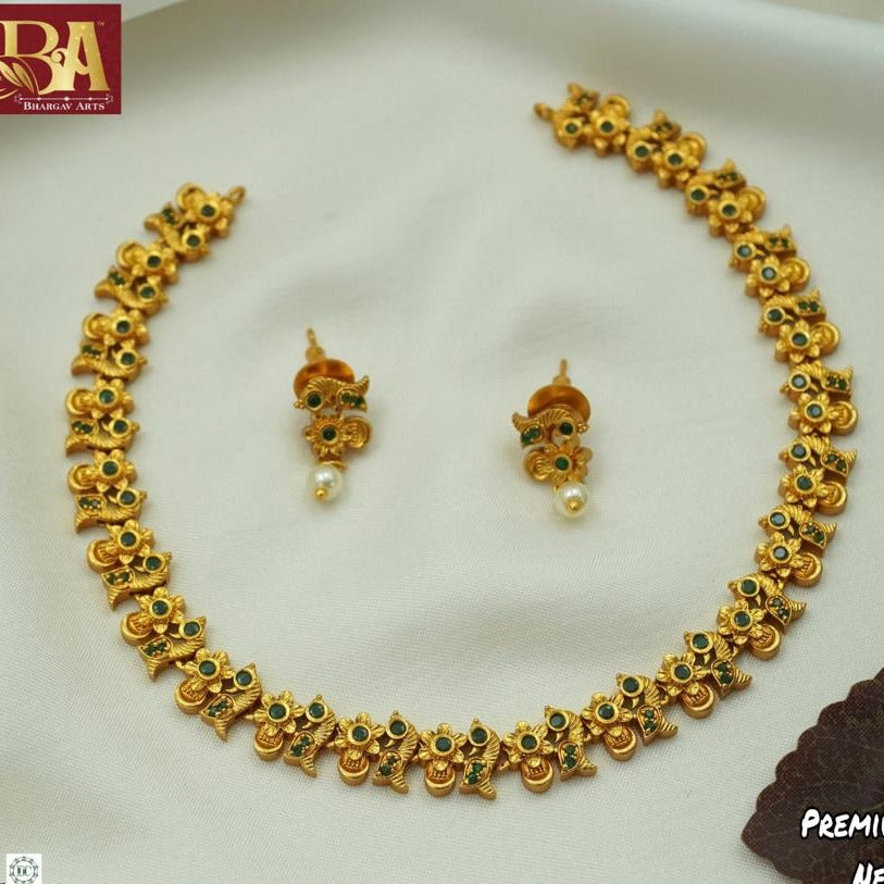 Bhargav Arts Gold Plated Pota Stone Necklace Set