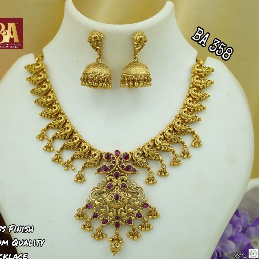 Bhargav Arts Gold Plated Pota Stone Necklace Set
