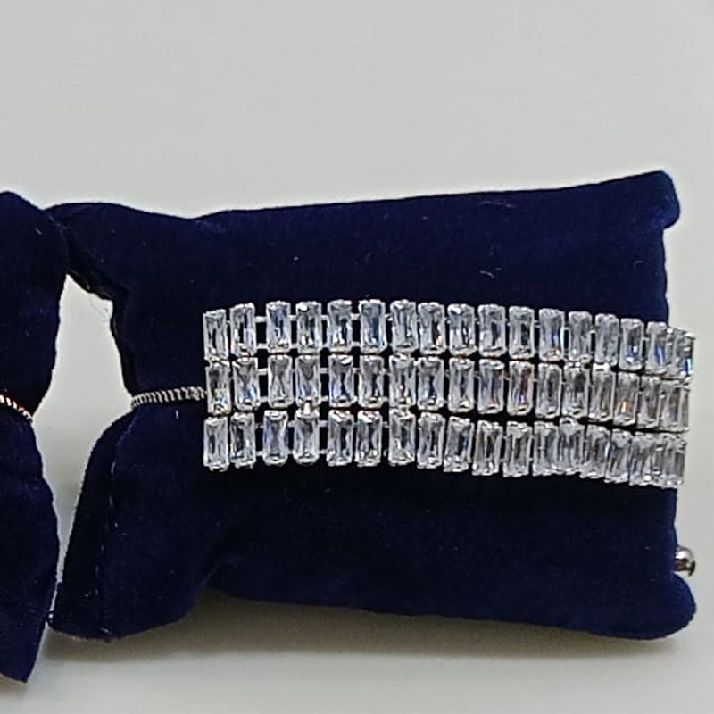 Tip Top Jewellers Silver Plated Crystal Stone Bracelet