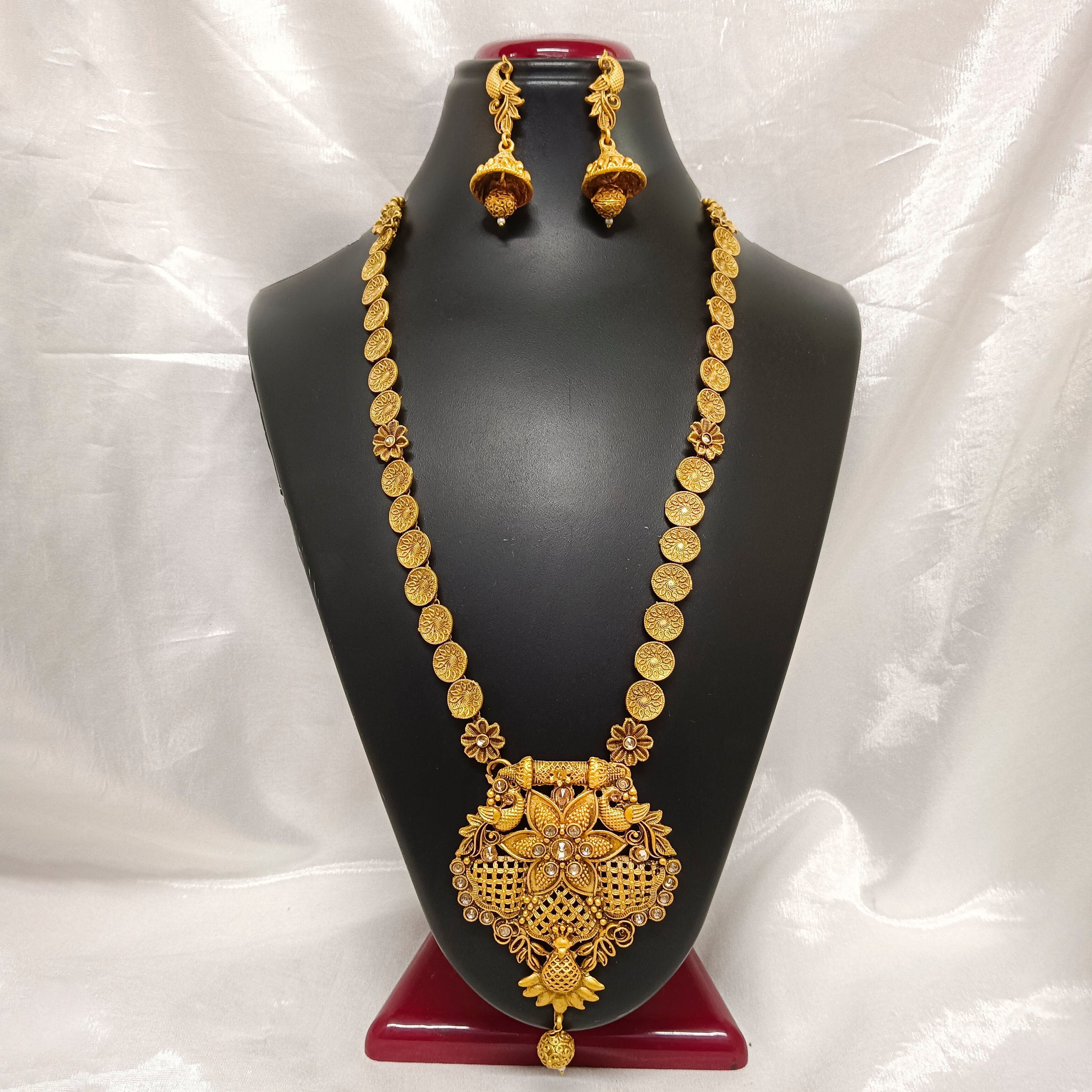 Darshana Jewels Kundan Stone Gold Plated Necklace Set