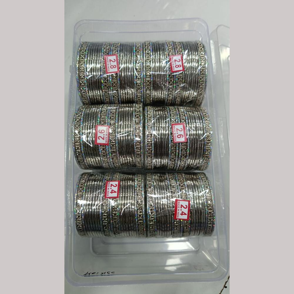 Pratima Jewellery Mart Traditional Bangle Set In Mix Sizes