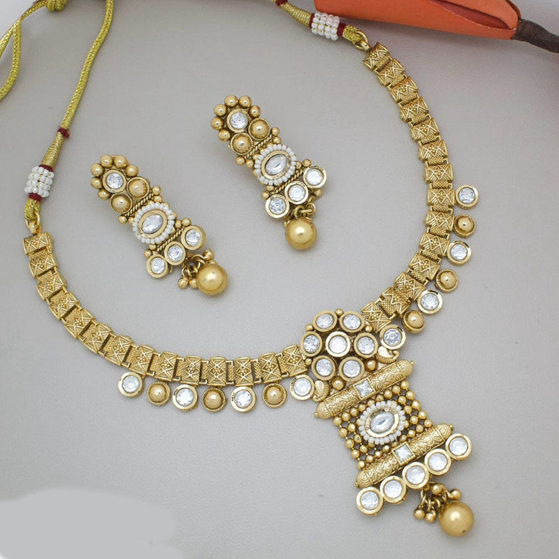 Manisha Jewellery Gold Plated Pota Stone And Pearls Necklace Set