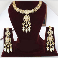 Manisha Jewellery Gold Plated Kundan Stone And Beads Necklace Set