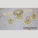 Manisha Jewellery Gold Plated Kundan Stone And Beads Choker Necklace