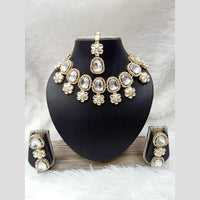 Manisha Jewellery Classic Grandeur Kundan Necklace Set 