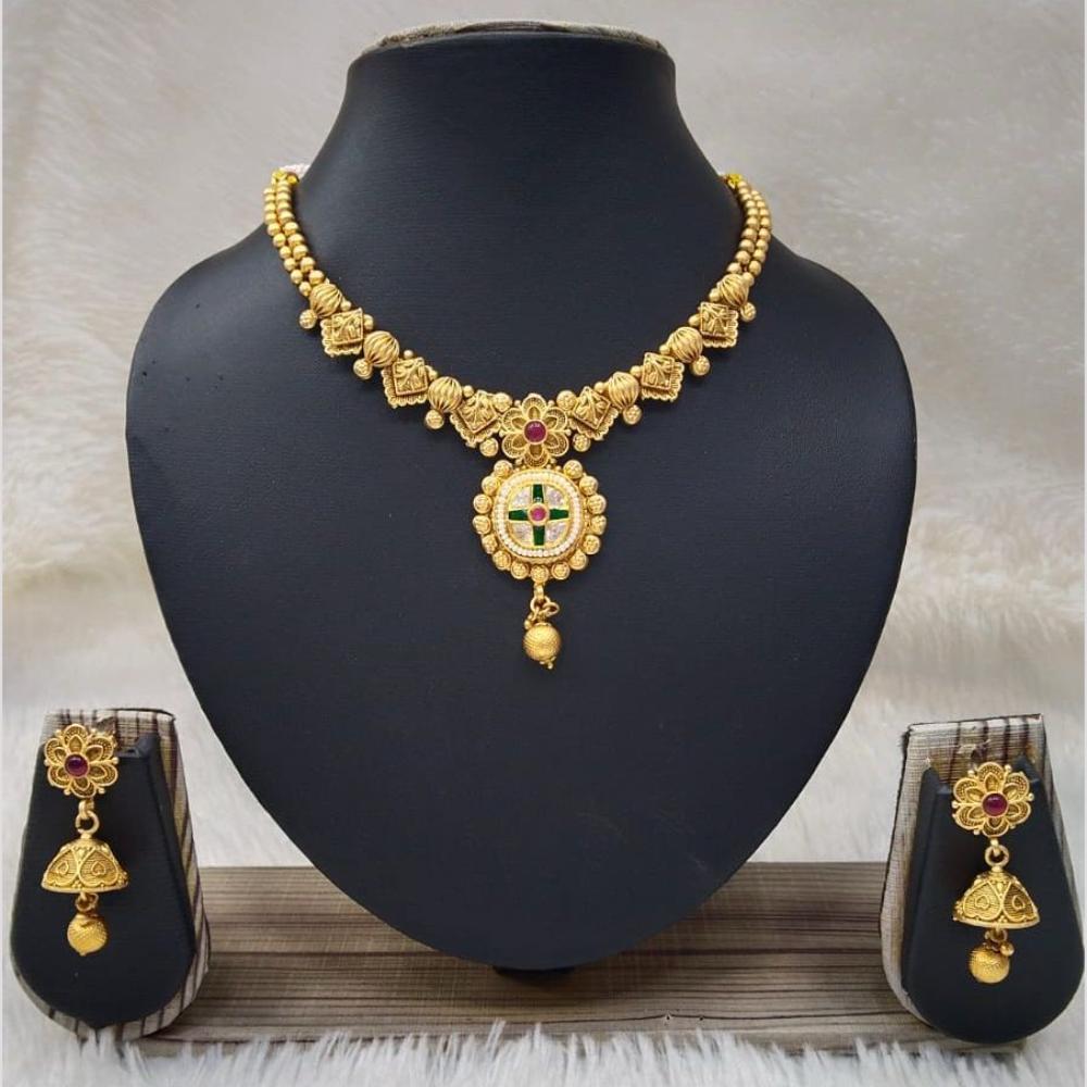 Manisha Jewellery  Royal Roots Pota Stone Necklace Set