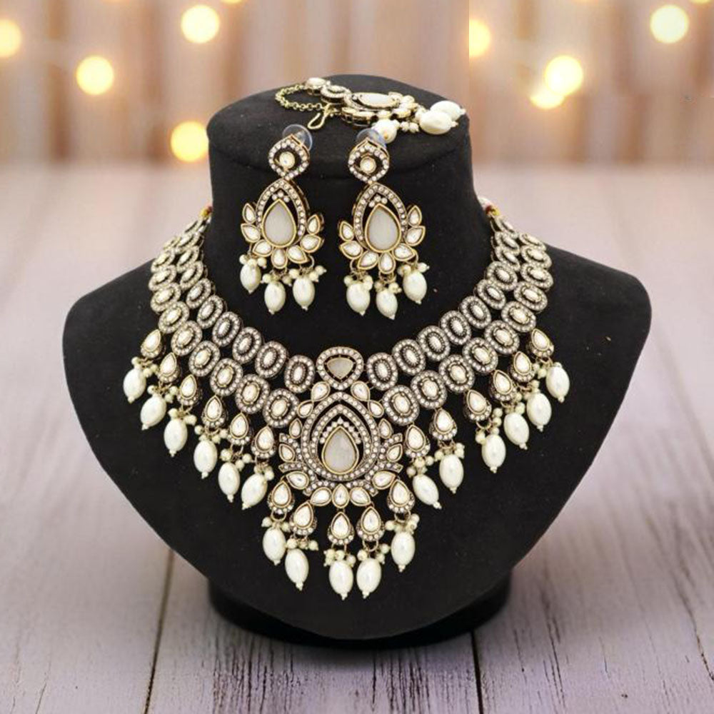 Manisha Jewellery Kundan and Beads Necklace Set