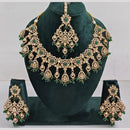 Manisha Jewellery Kundan and Pearl Necklace Set