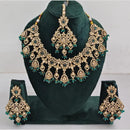 Manisha Jewellery Kundan and Pearl Necklace Set