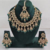Manisha Jewellery Kundan and Pearl Necklace Set