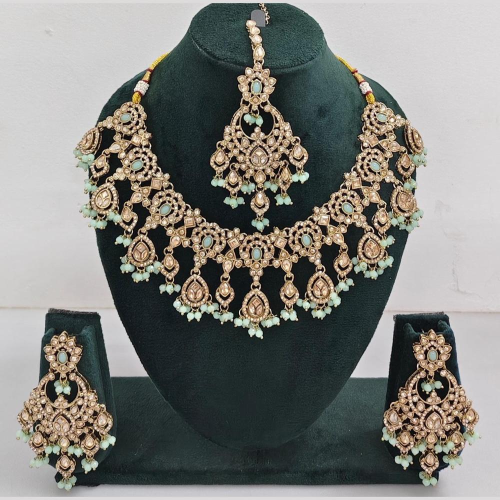Manisha Jewellery Kundan and Pearl Necklace Set