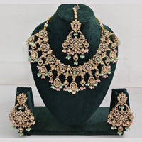 Manisha Jewellery Kundan and Pearl Necklace Set