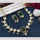 Manisha Jewellery Kundan and Pearl Necklace Set