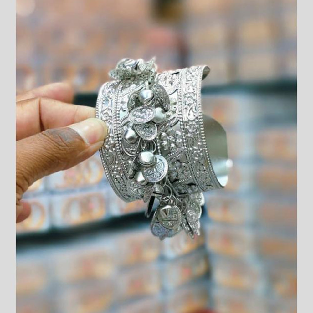 Manisha Jewellery Rhodium Plated Openable Kada