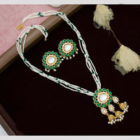 Manisha Jewellery Royal Charm Kundan and Pearl Necklace Set