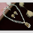 Manisha Jewellery Royal Charm Kundan and Pearl Necklace Set