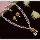 Manisha Jewellery Royal Charm Kundan and Pearl Necklace Set